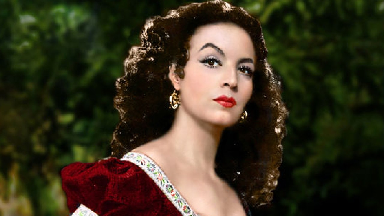 Maria Felix Historias Lgbt Que Podrian Aparecer En Su Pelicula Homosensual