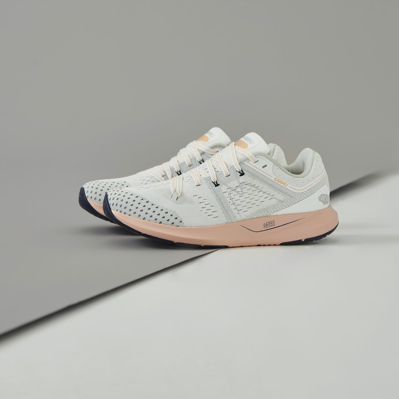 Llega el superviernes de Karhu 5 Karhu I Love Sneakers Llega el superviernes de Karhu 3 - Karhu I Love Sneakers