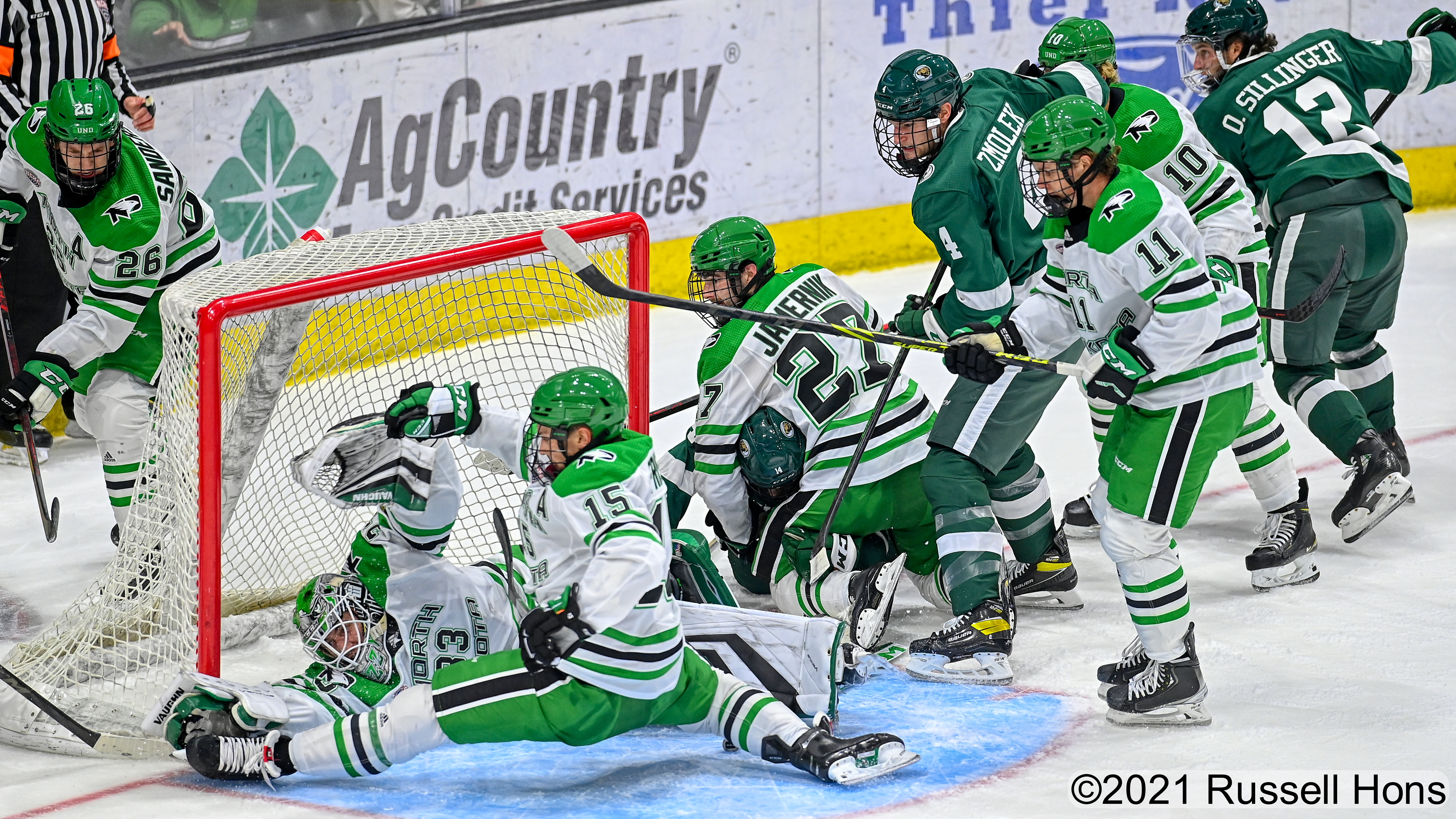 Russ Hons Photo Gallery University Of North Dakota Vs Bemidji State University Unheralded Fish