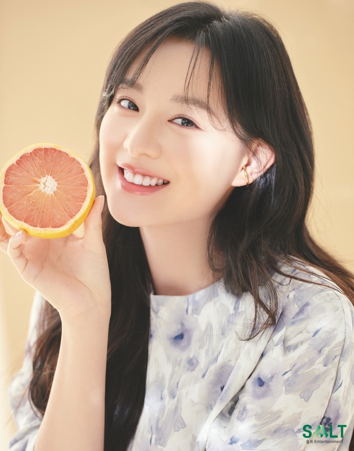 Kim Ji Won este strălucitoare în noile poze de profil pentru o viitoare dramă KPOP ROMÂNIA