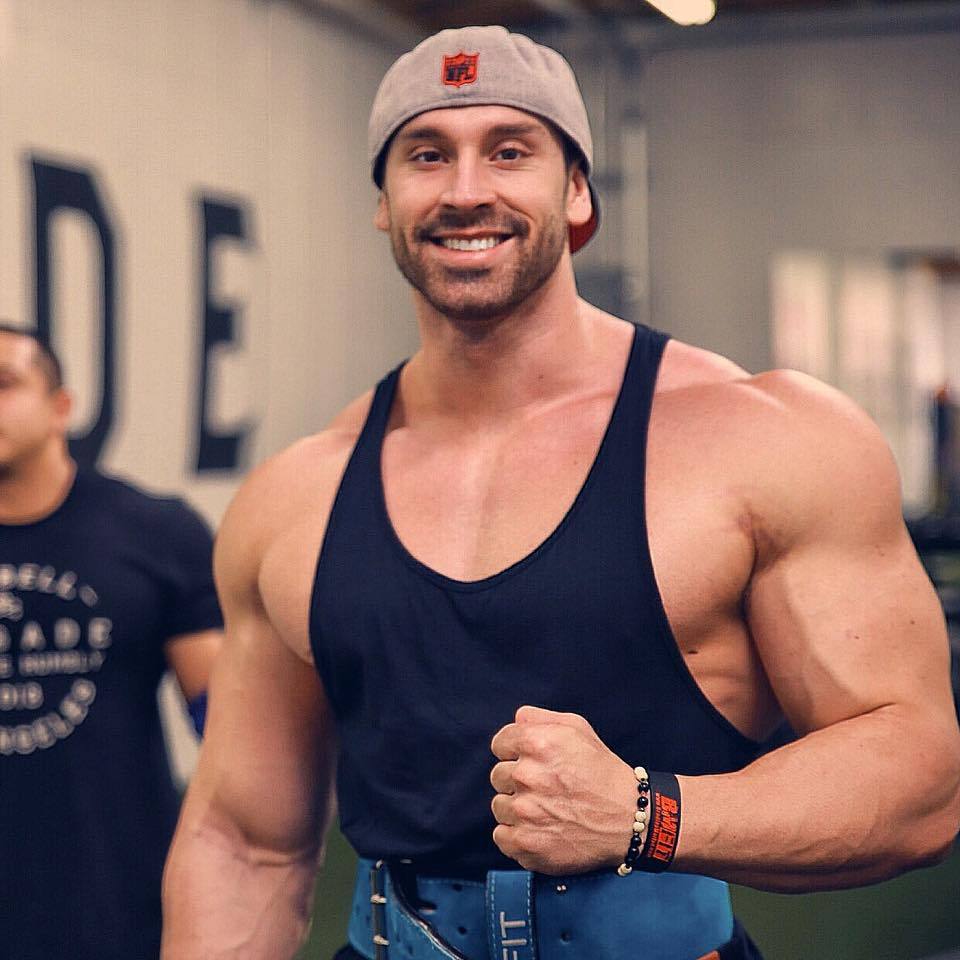 Idols Bradley Martyn