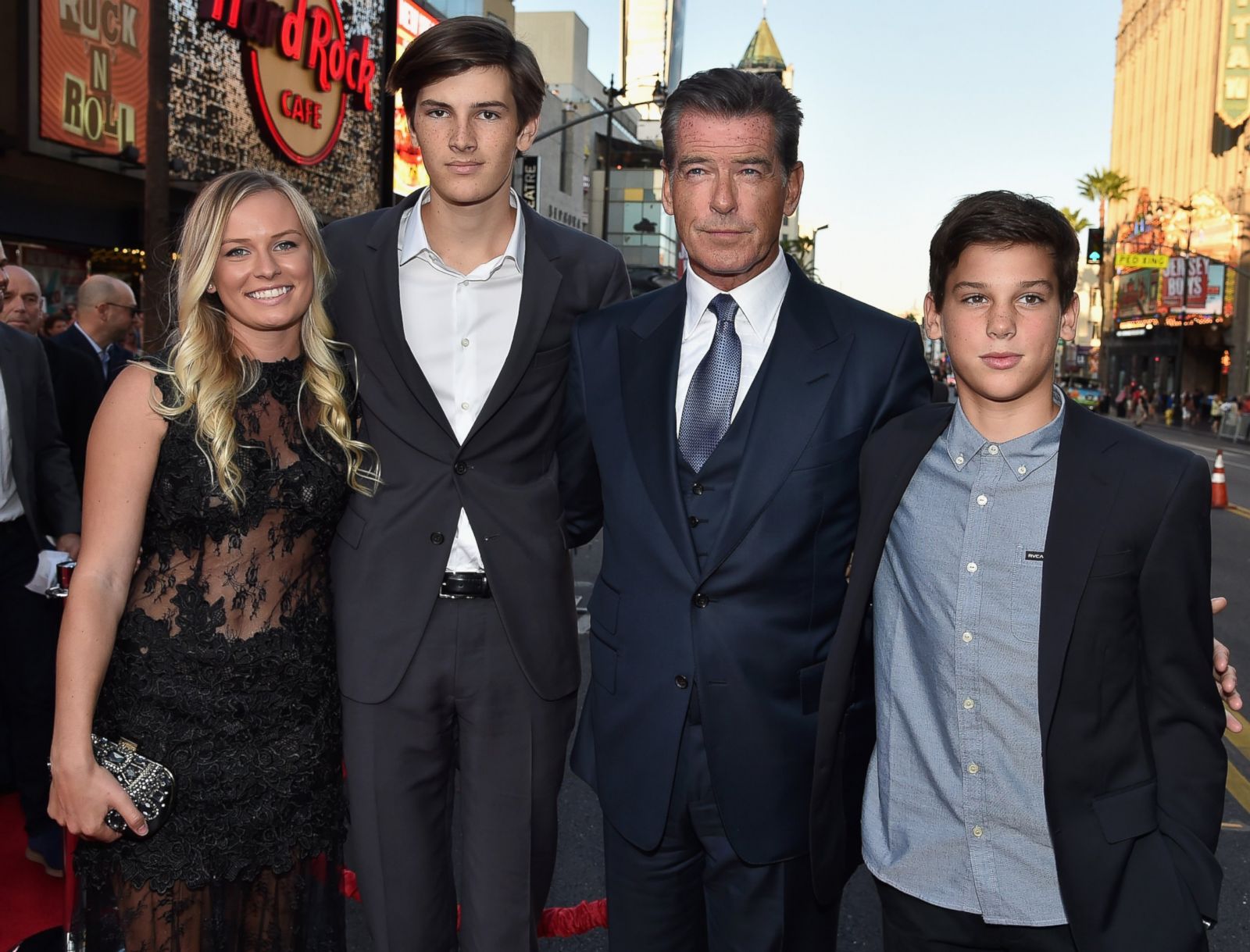 Pierce Brosnan Takes His Family to the 'November Man' Premiere Picture