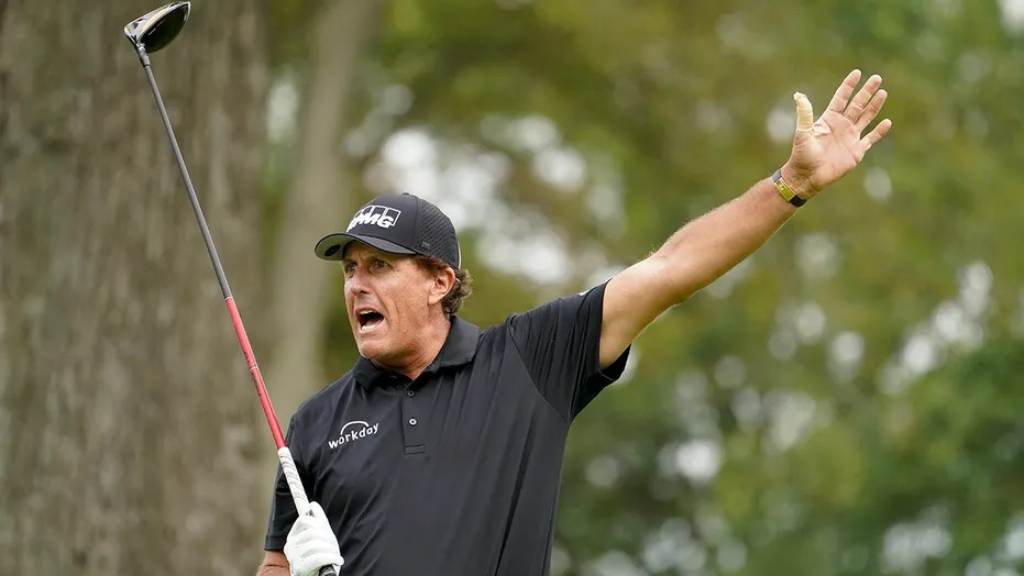 Phil Mickelson disgusted with firstround performance at US Open 'I'm