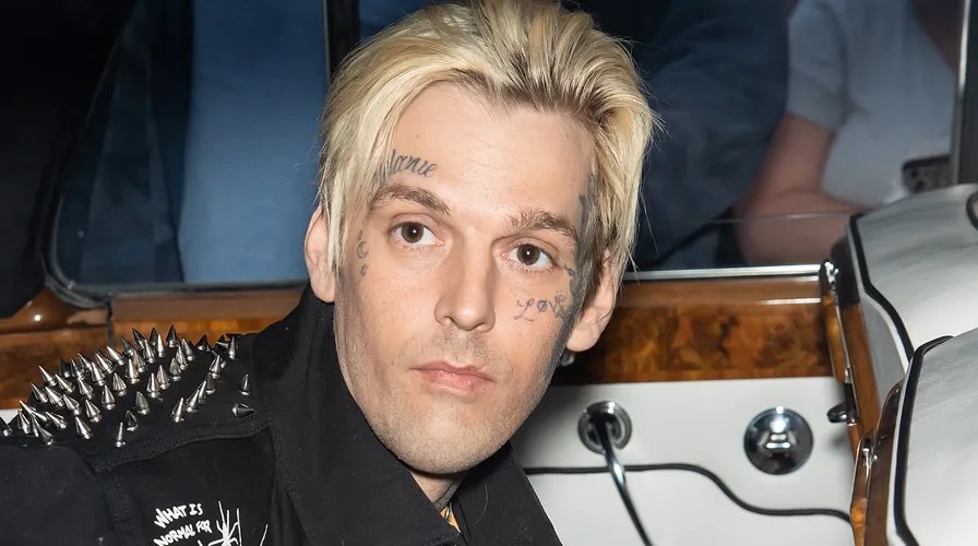 Aaron Carter's mom demands police investigation, shares disturbing
