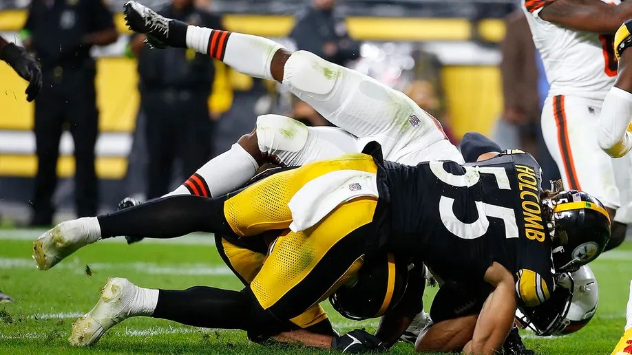 NFL Week 2 review in photos Nick Chubb's gruesome injury, Chris Olave