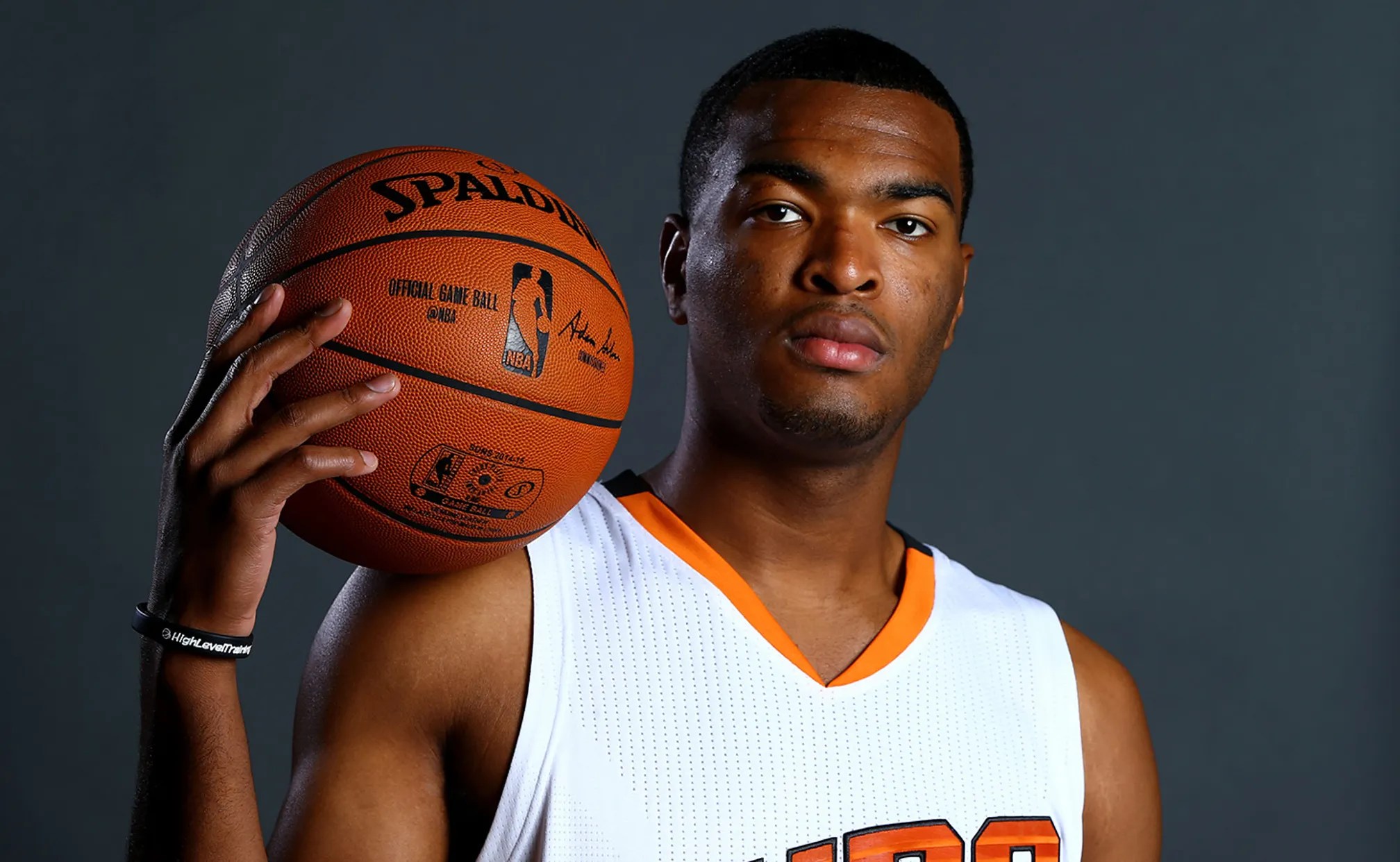 T.J. Warren scores 23, leads Suns into Summer League quarterfinals