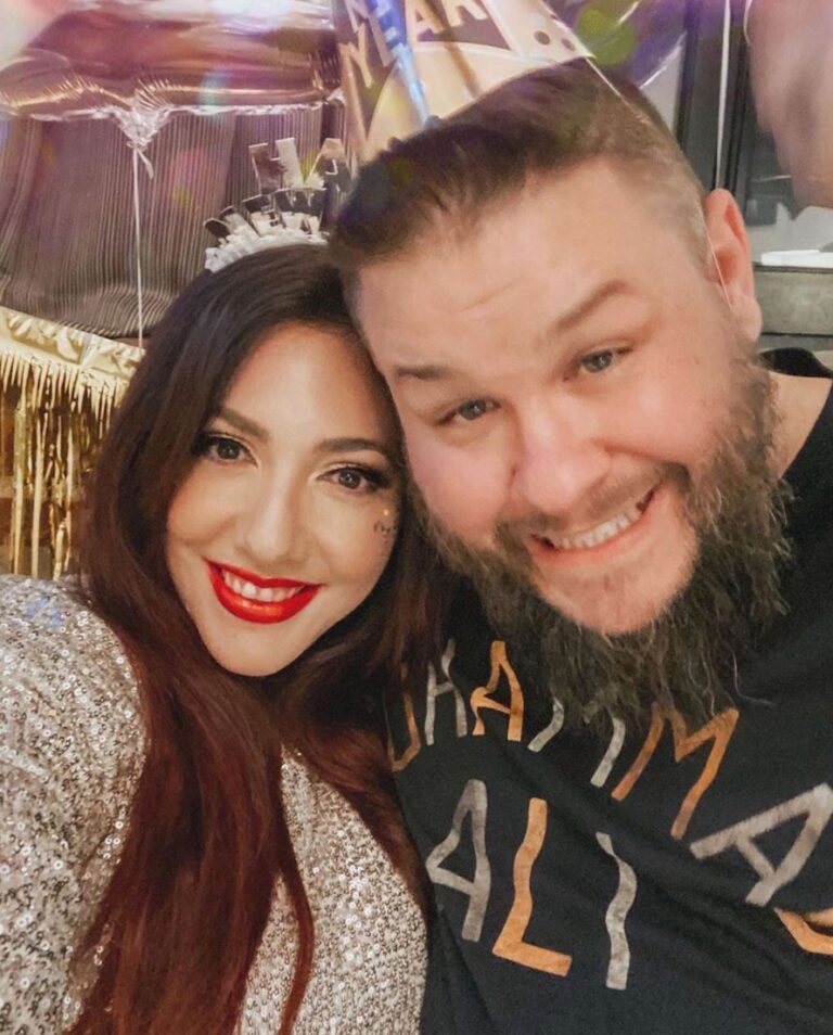 Kevin Owens [WWE] Tattoo Meaning, Wife, Net Worth, Height, Facts