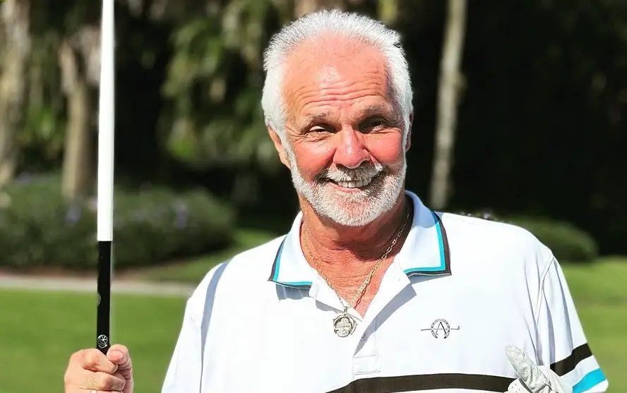 Captain Lee Rosbach's Facts Wiki, Age, Family, Married, Wife, Son, Net