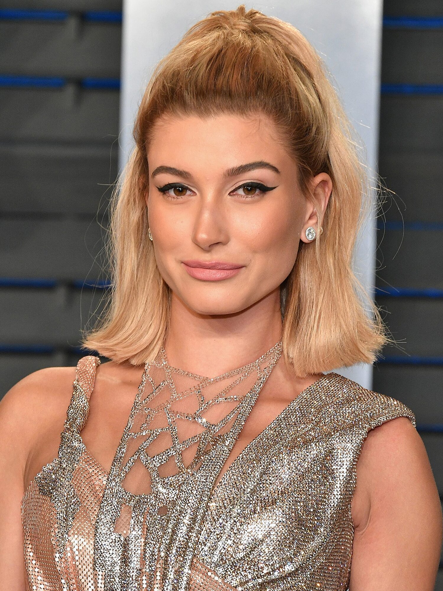 Hailey Baldwin Biography; Net Worth, Age, Height, Parents, Child ABTC