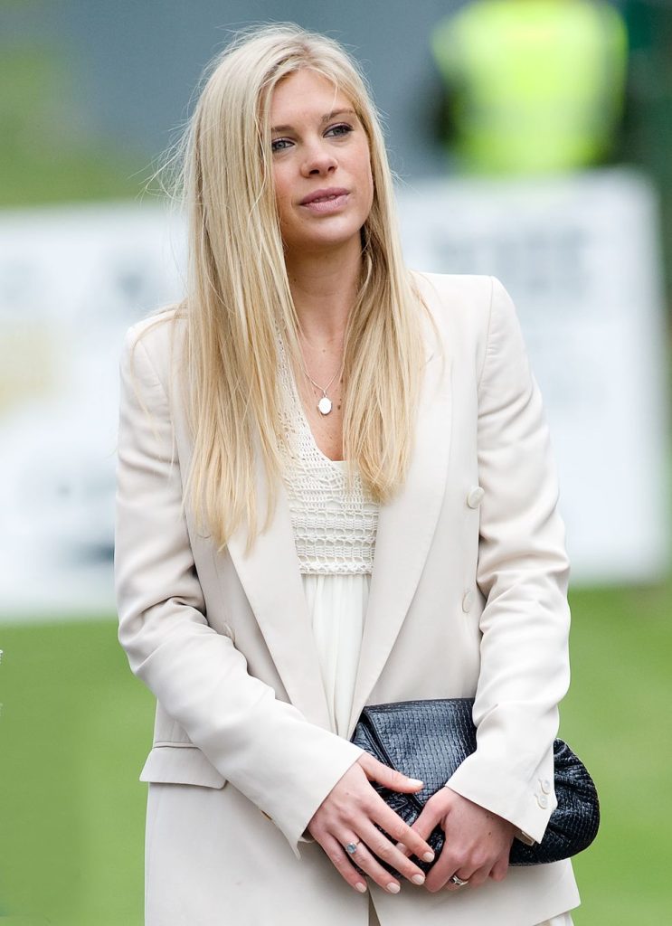 Chelsy Davy Bio, Age, Height, Family, Education, Wedding, Instagram ABTC