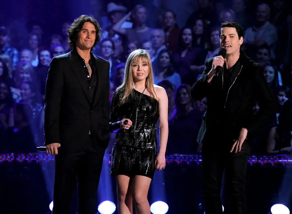 Mccurdy and Joe Nichols In Hawaii, Were They Dating?