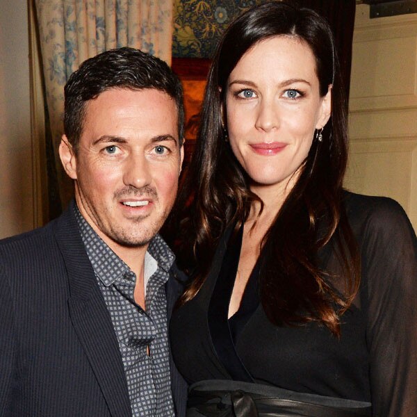 Pregnant Liv Tyler & BF Dave Gardner Are All Smiles at London Event E