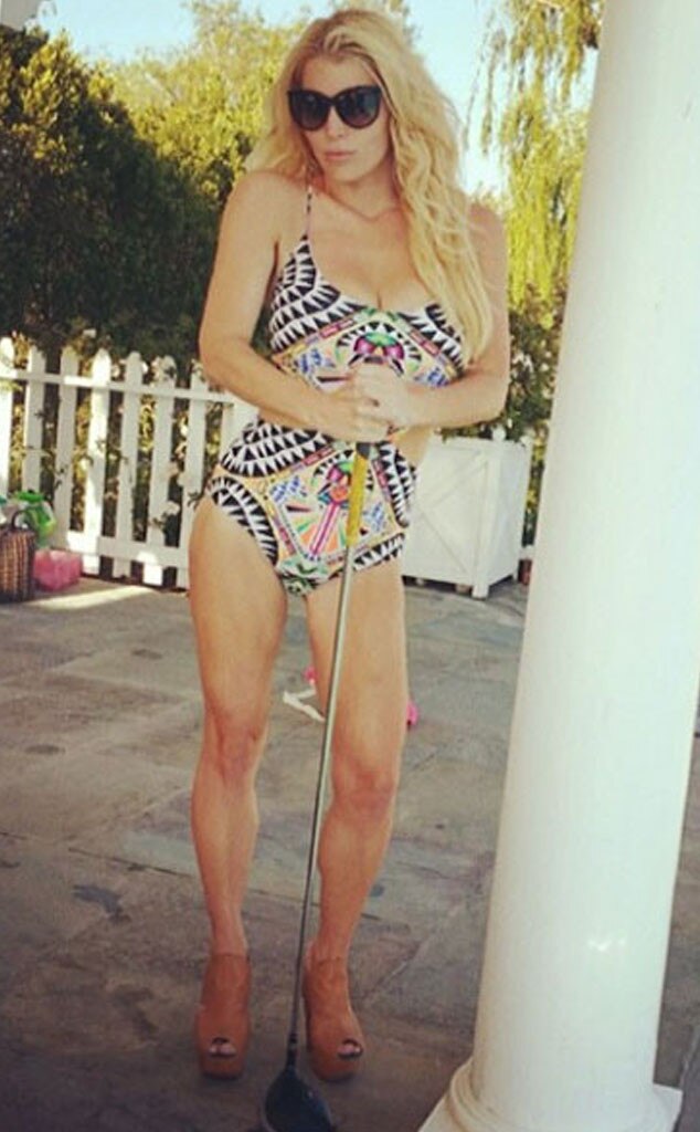 Jessica Simpson Proudly Poses in a Swimsuit After JawDropping Weight