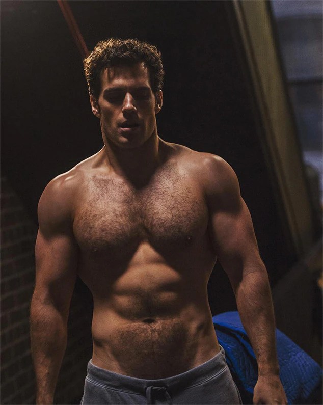 Henry Cavill Is Shirtless and More Muscular Than Ever E! News France