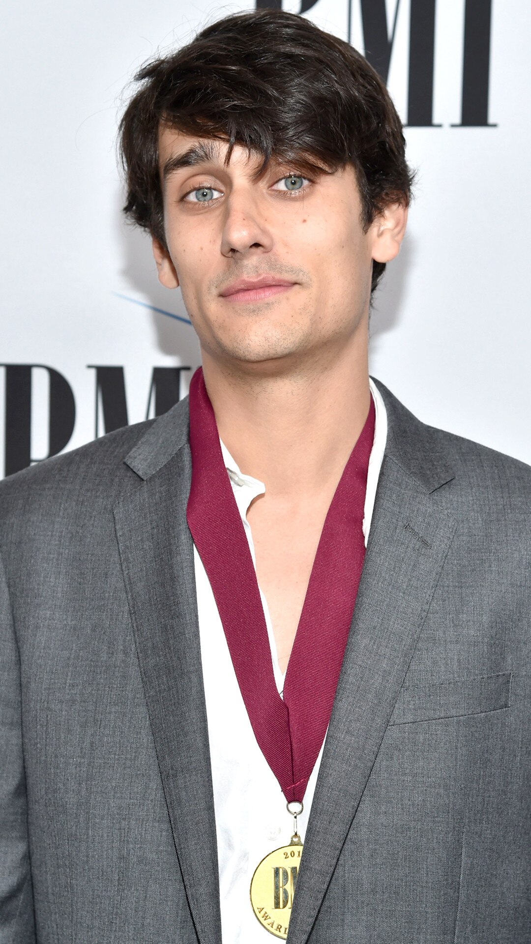 Singer Teddy Geiger Is Transitioning E! Online AP