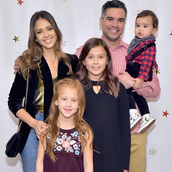 Jessica Alba Makes Rare Appearance With Her 3 Kids and Cash Warren E