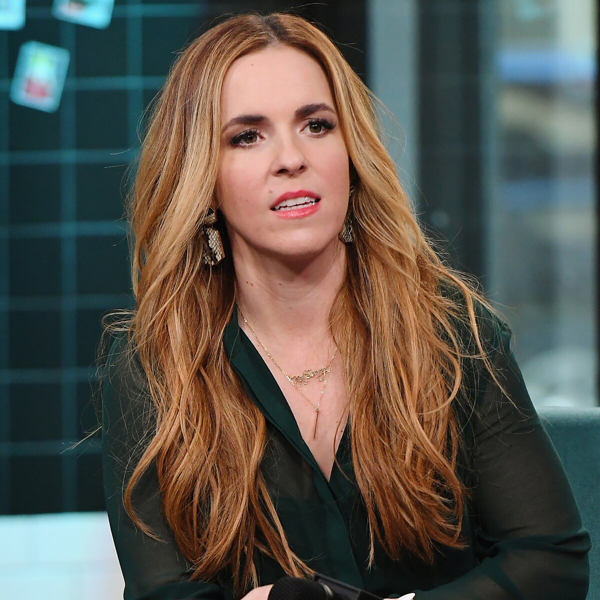 Rachel Hollis Backtracks After Declaring She's "Freaking Privileged"