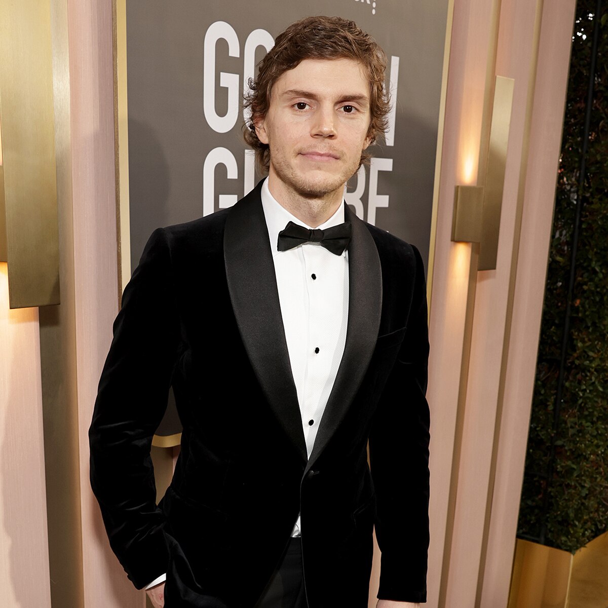 2023 Globes Evan Peters Thanks DAHMER Viewers For Support