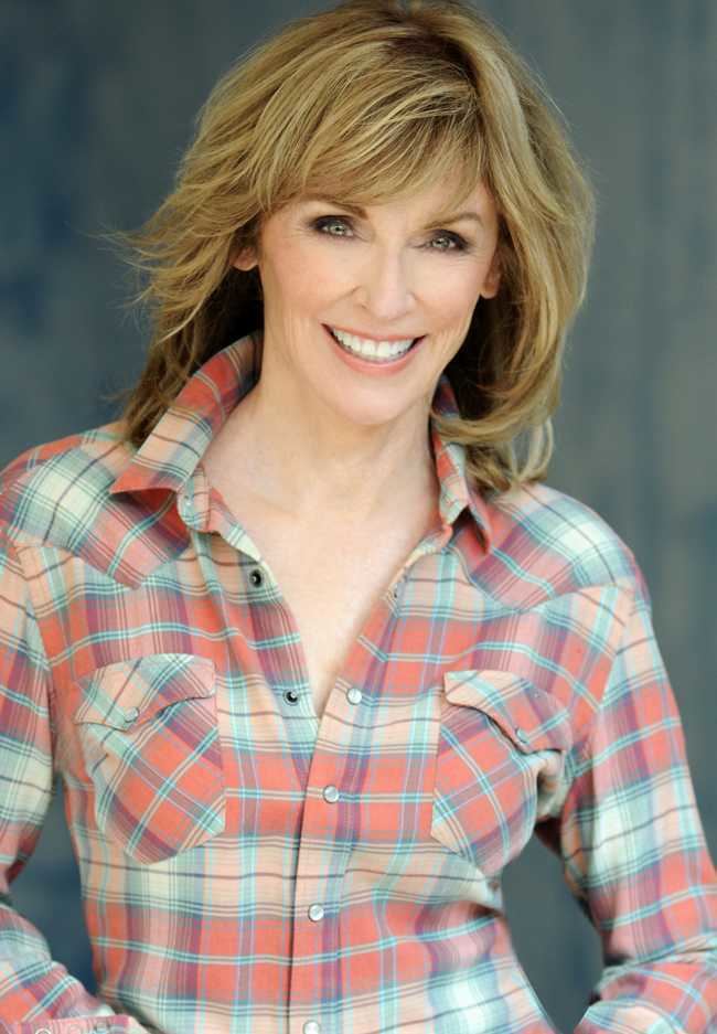 Brynn Thayer Complete Wiki & Biography with Photos Videos