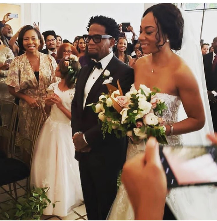 D.L. Hughley pictured walking his daughter Ryan down the Aisle (Photos