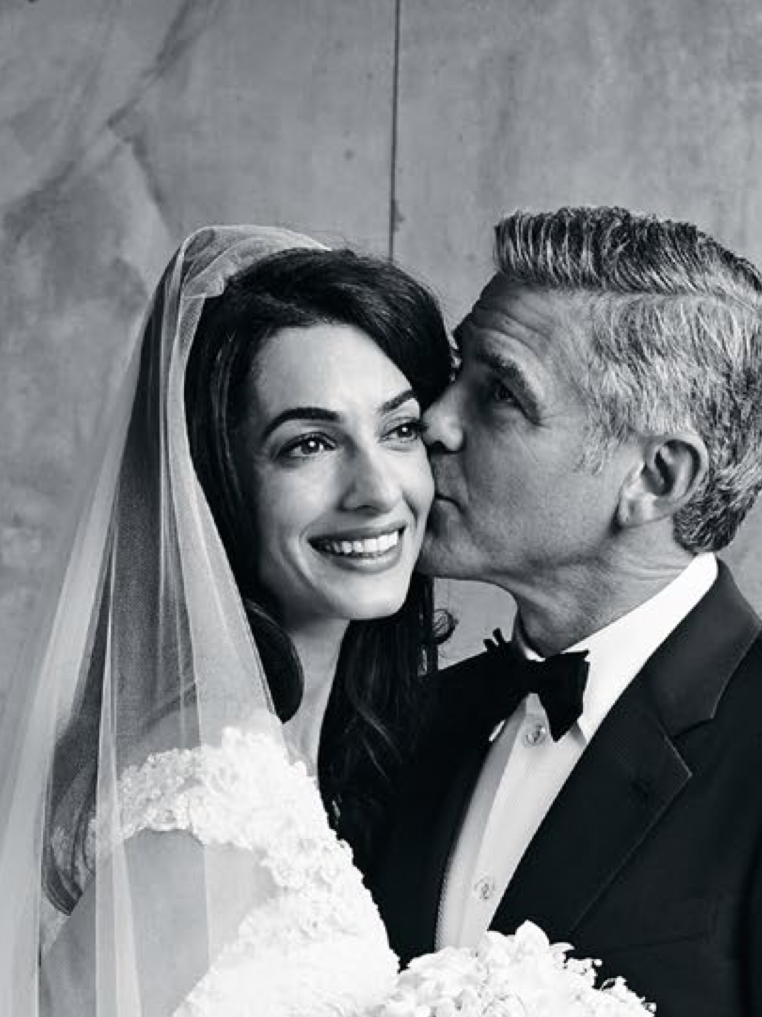 Amal Alamuddin Alexander Clooney Amal Clooney Pregnant Will Share Baby News With Her