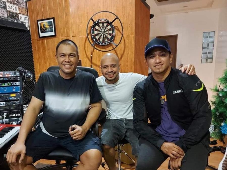 Former South Border band vocalists reunite for a show GMA Entertainment