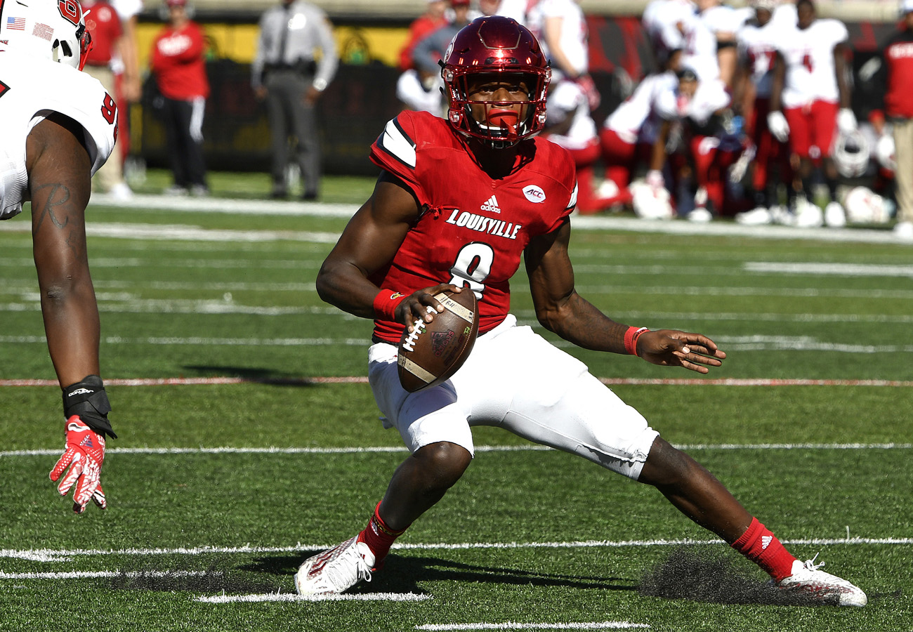 Louisville’s Lamar Jackson is dazzling the college football world The