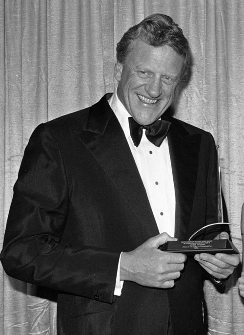 James Arness of 'Gunsmoke' fame dead at 88 The Salt Lake Tribune