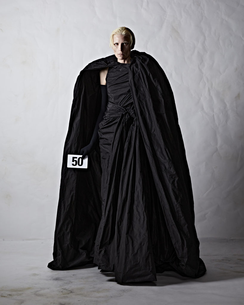 BALENCIAGA 51 COUTURE LOOK 50_MINTTU VESALA A Shaded View on Fashion