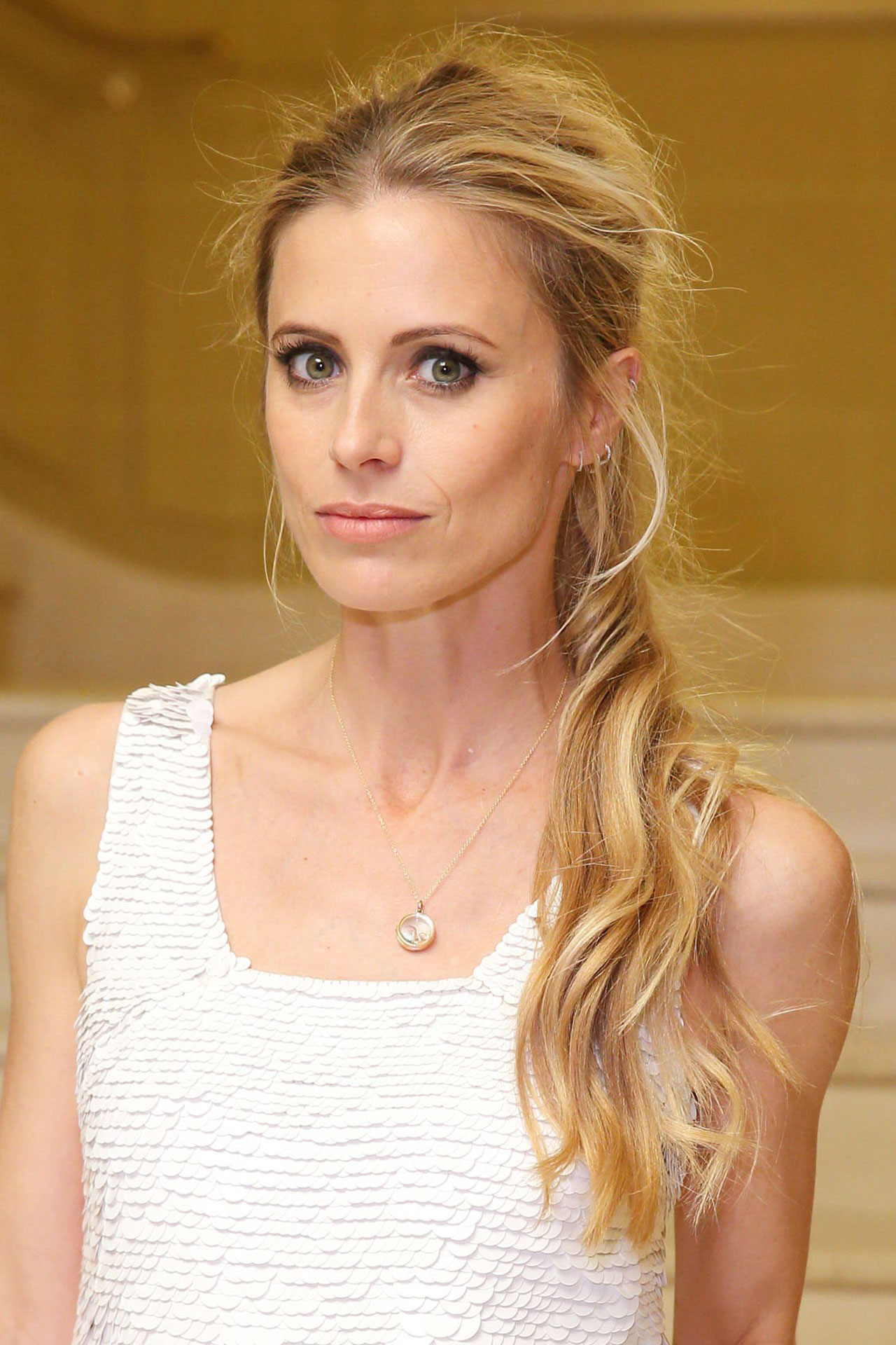 How rich is Laura Bailey? Net Worth, Height, Weight Net Worth Roll