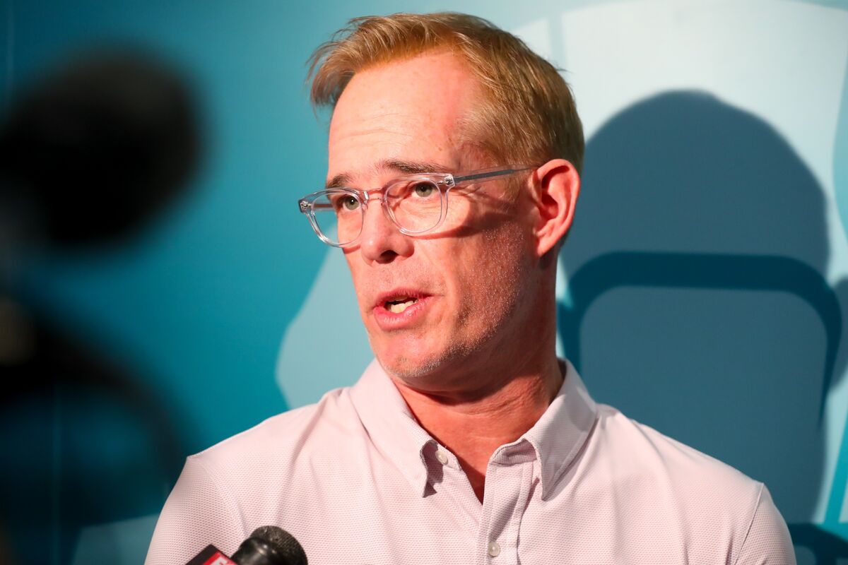 What Is Joe Buck Doing With No Sports? Parenting and Podcasting Bloomberg