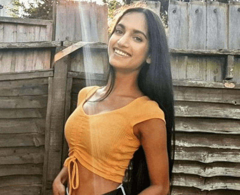 Who is Amita Suman dating? Does she have a boyfriend? Amita Suman 13