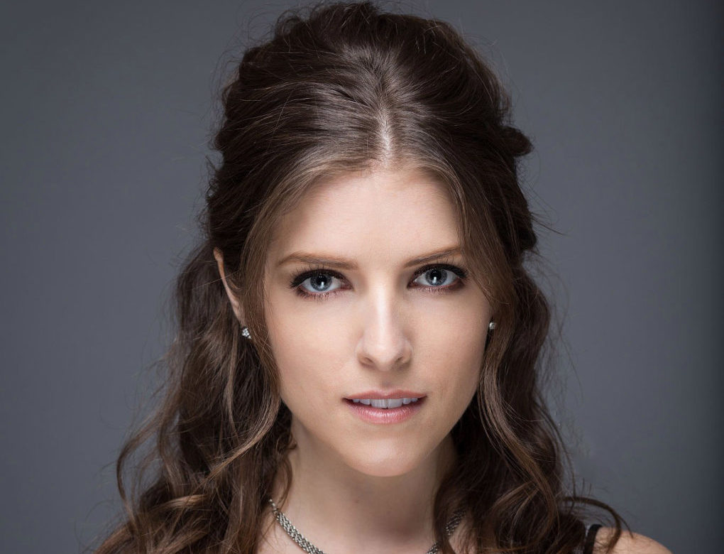 Anna Kendrick Height, Weight & Body Measurements