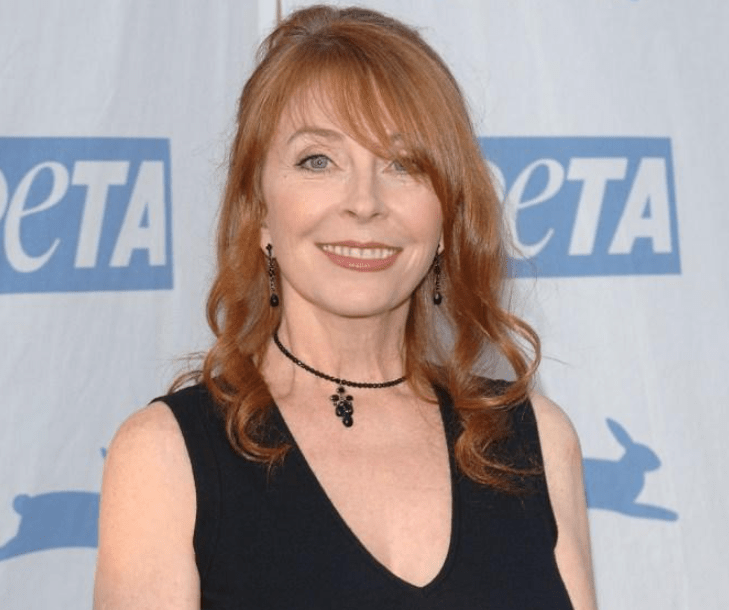 Cassandra Peterson Bio, Net Worth, Facts, Husband, Age, Family Life, TV