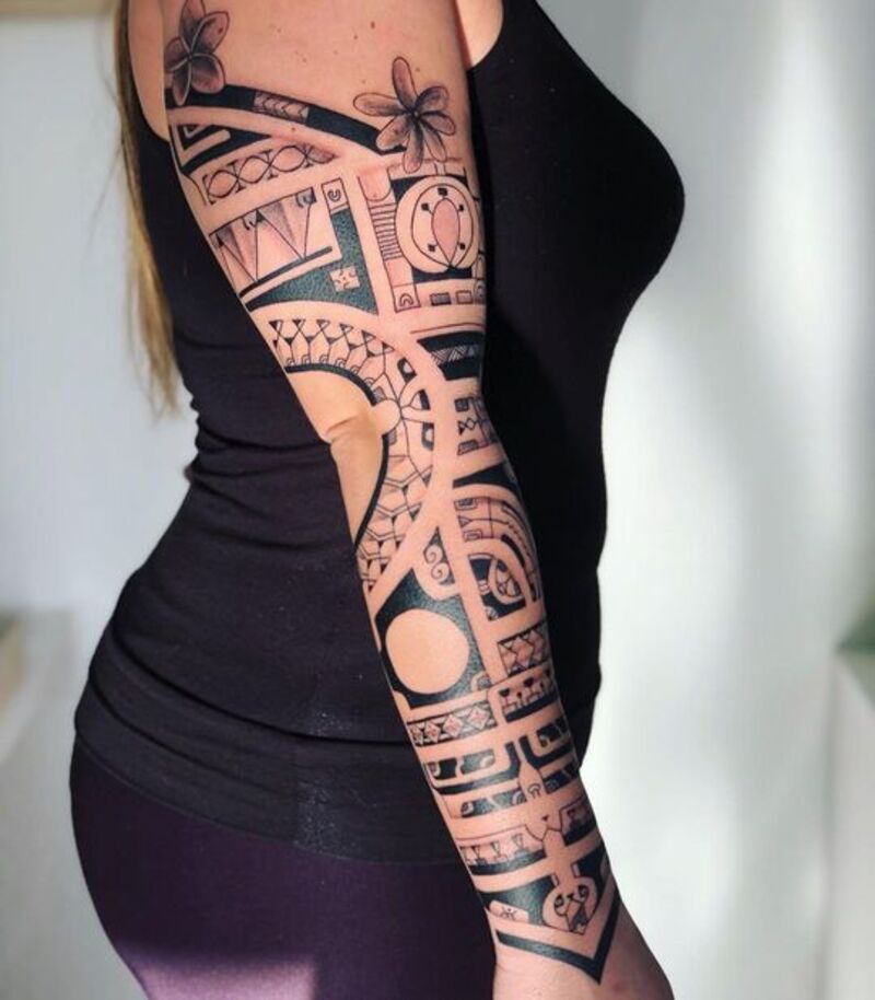 Tatuaggio Braccio Uomo E Donna Piccoli Scritta Colorati E Maori I Piu Belli
