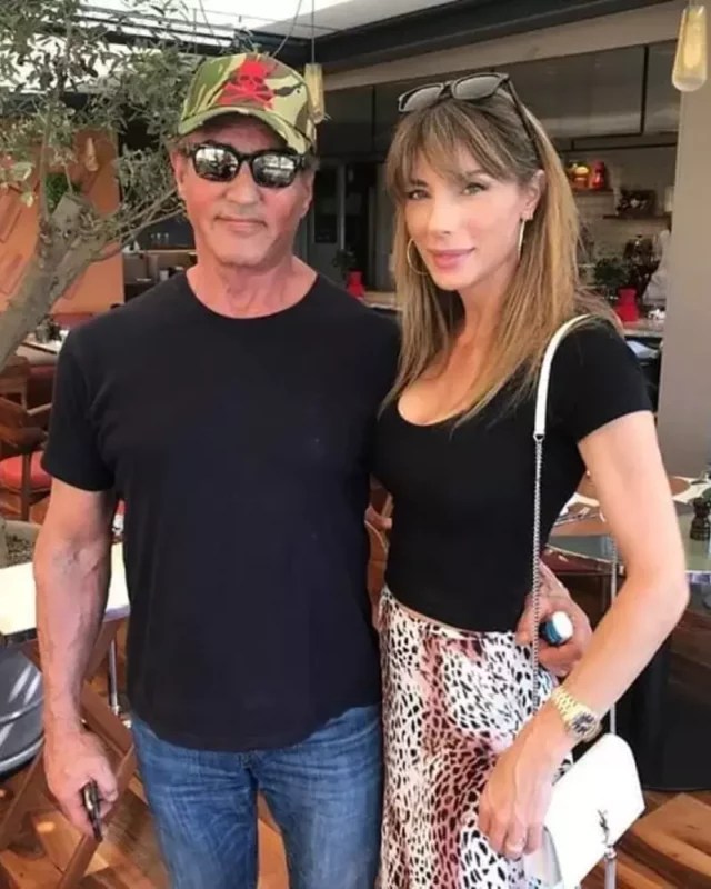 Jennifer Flavin measurements, bio, height,weight, shoe and bra size