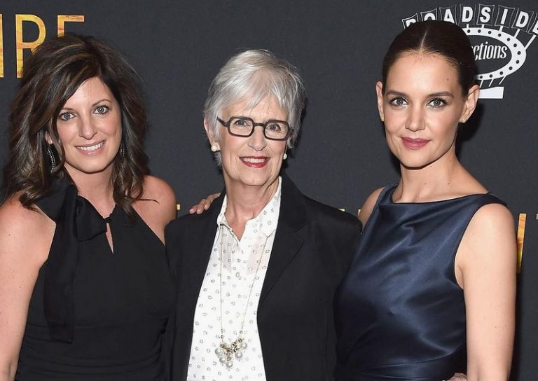 The Beautiful Katie Holmes' parents and siblings