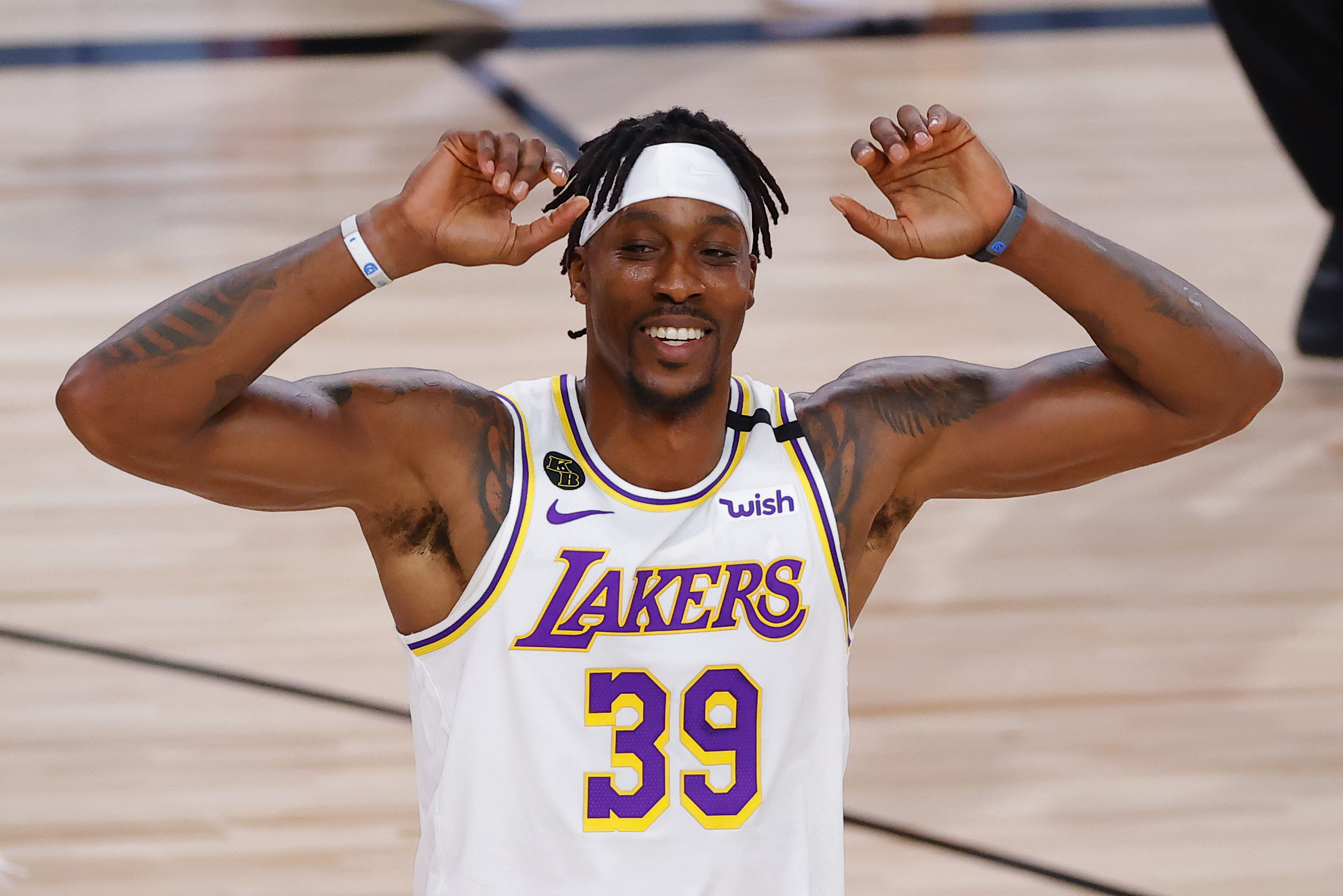 Dwight Howard / Dwight Howard Wiki, Bio, Age, Height, Team, Career