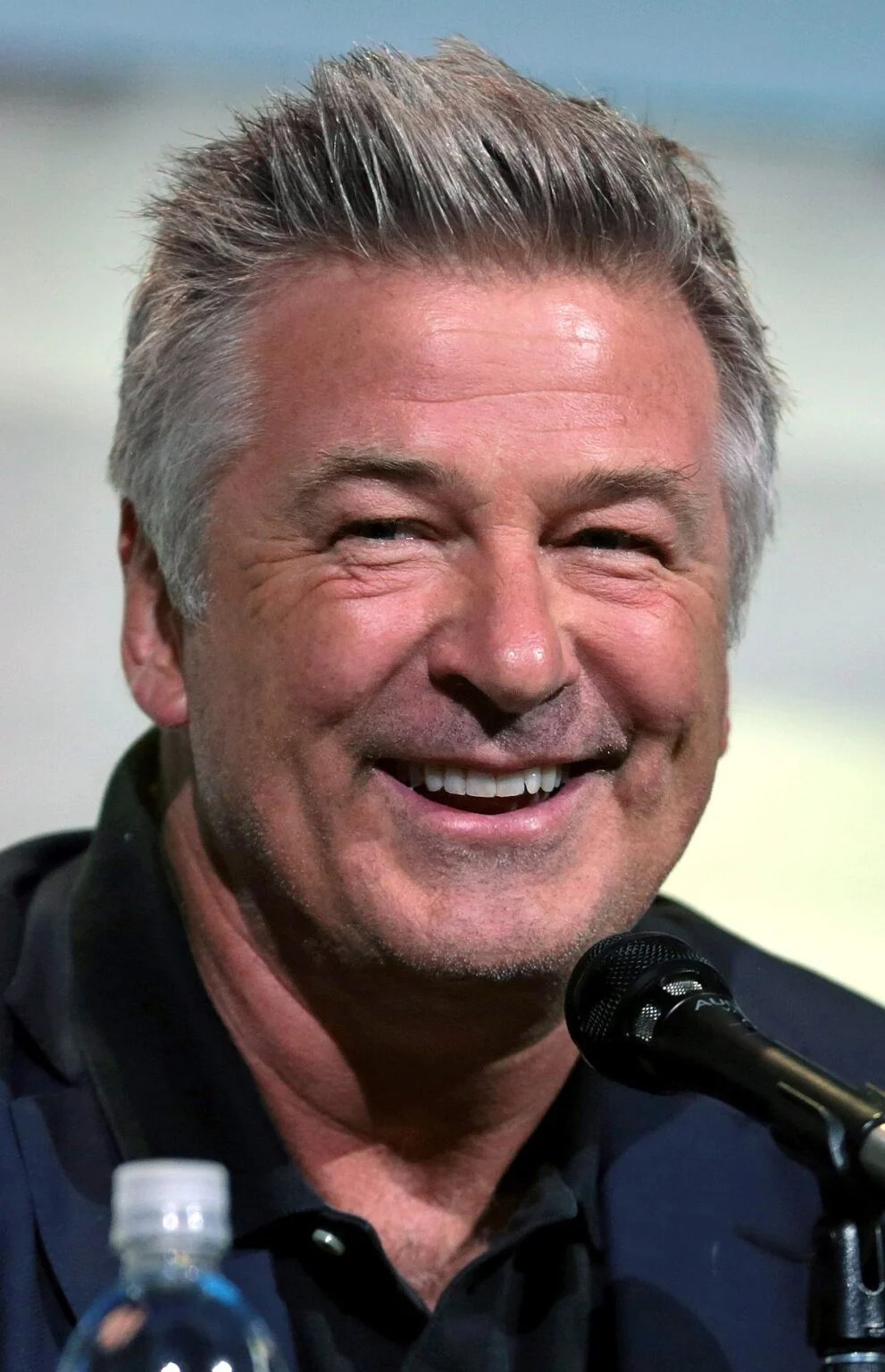 Alec Baldwin / Bio data / Personal Life / net worth 2020 / Buzzaurus