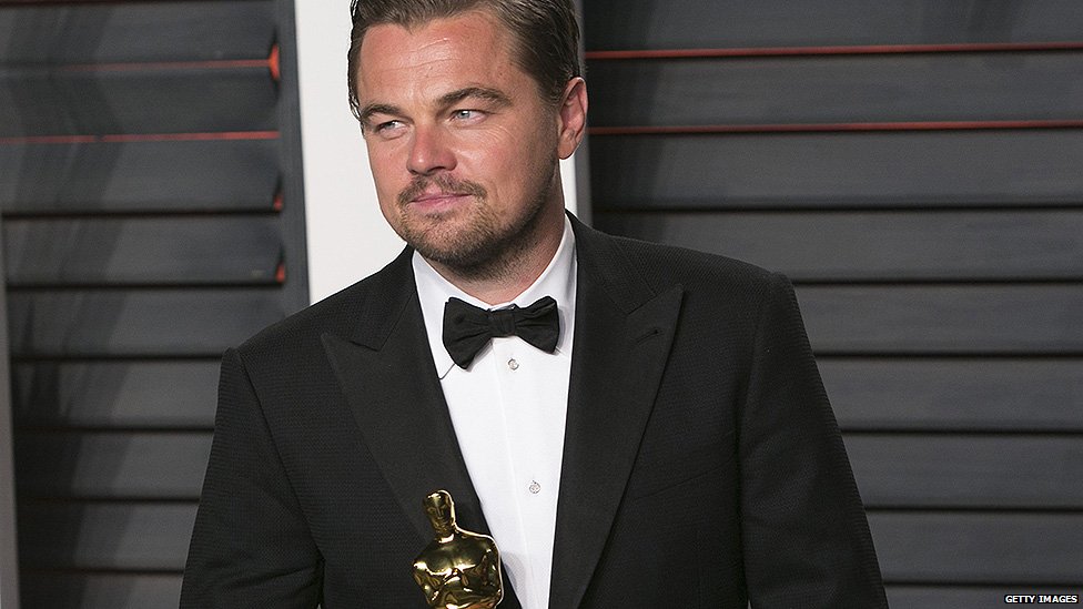 Thousands sign Leonardo DiCaprio race petition BBC News