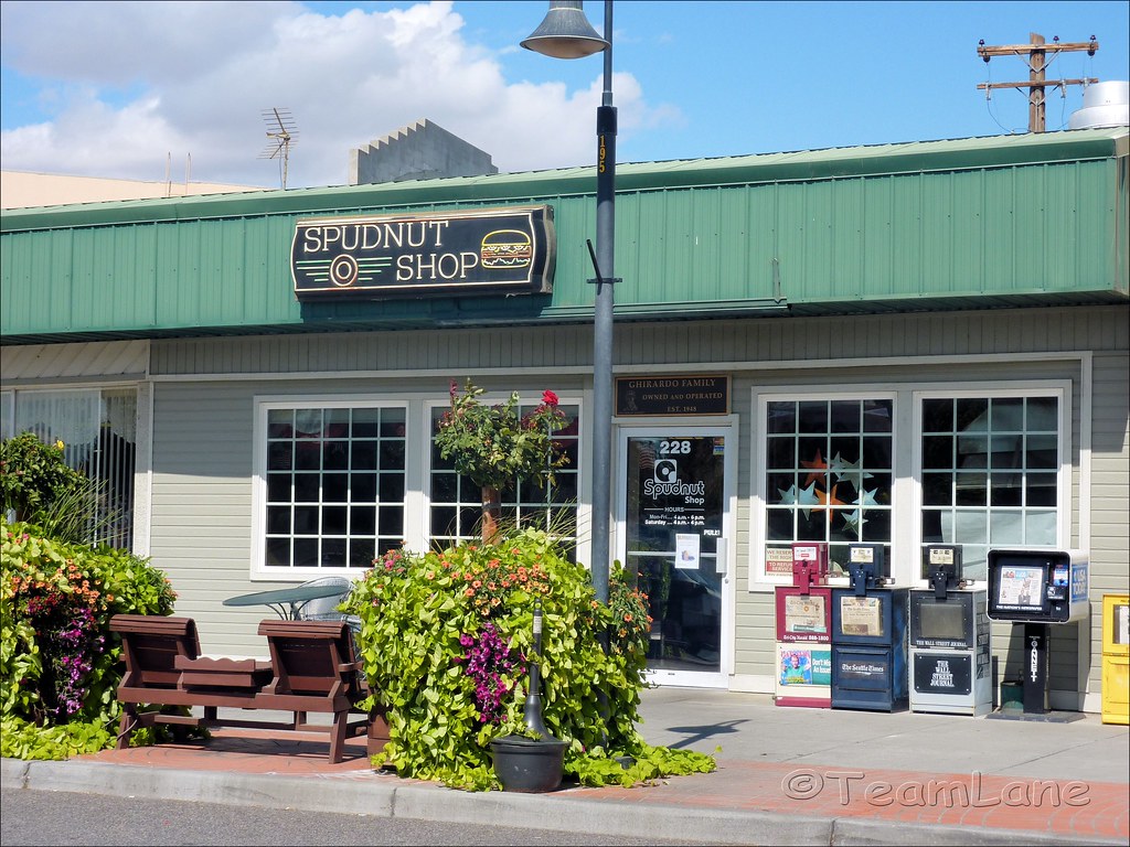 Spudnut Shop, Richland Washington, 99354 Spudnuts is the b… Flickr