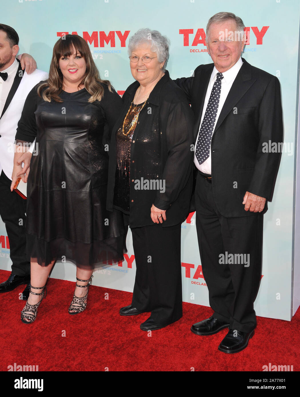 LOS ANGELES, CA JUNE 30, 2014 Melissa McCarthy & parents at the