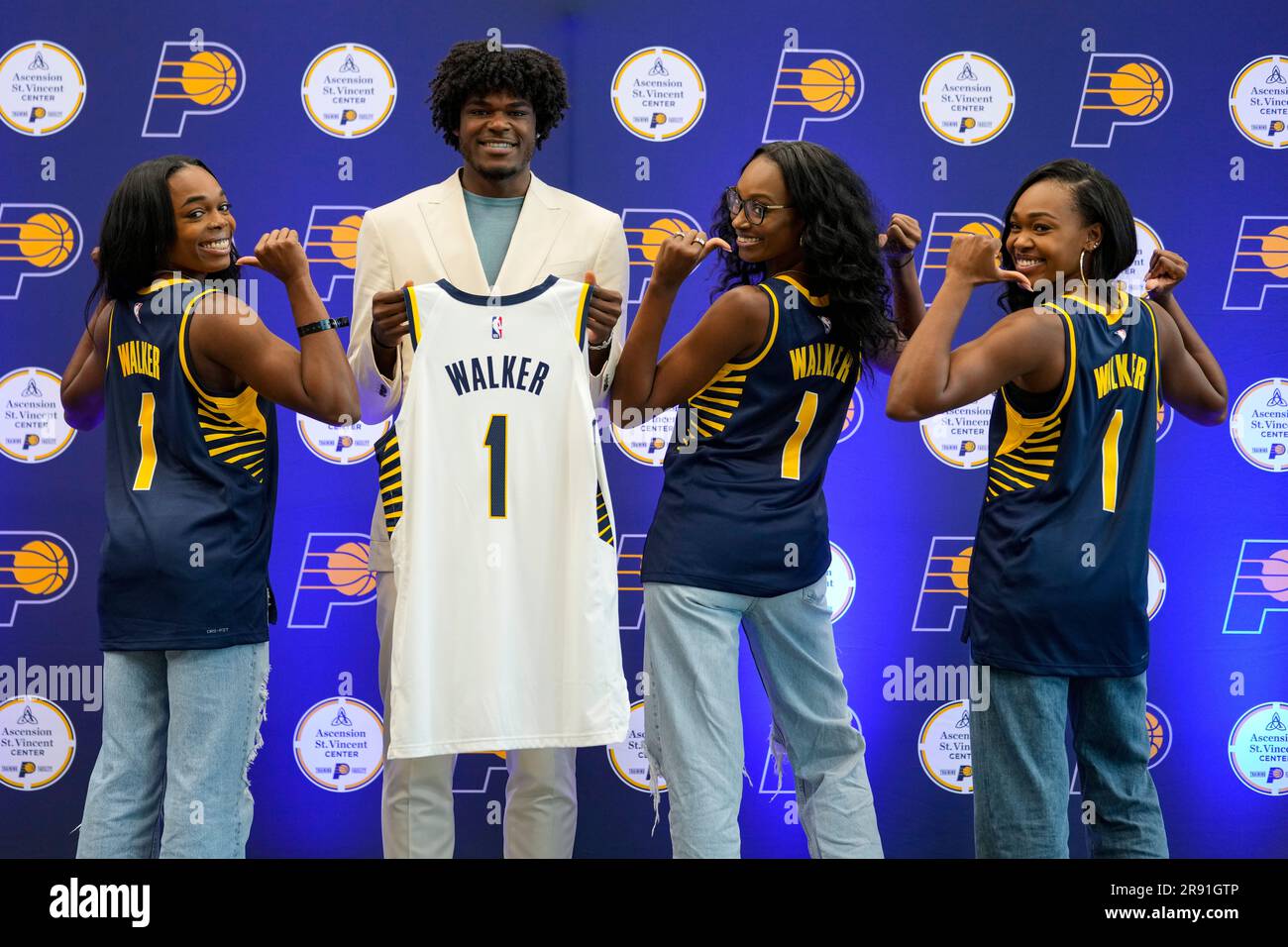 Indiana Pacers first round draft choice Jarace Walker poses with his
