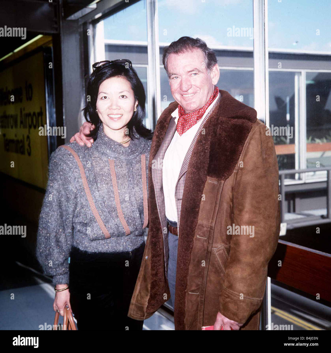 Rod Taylor and his wife Carol leave LAP for Los Angeles April 1985