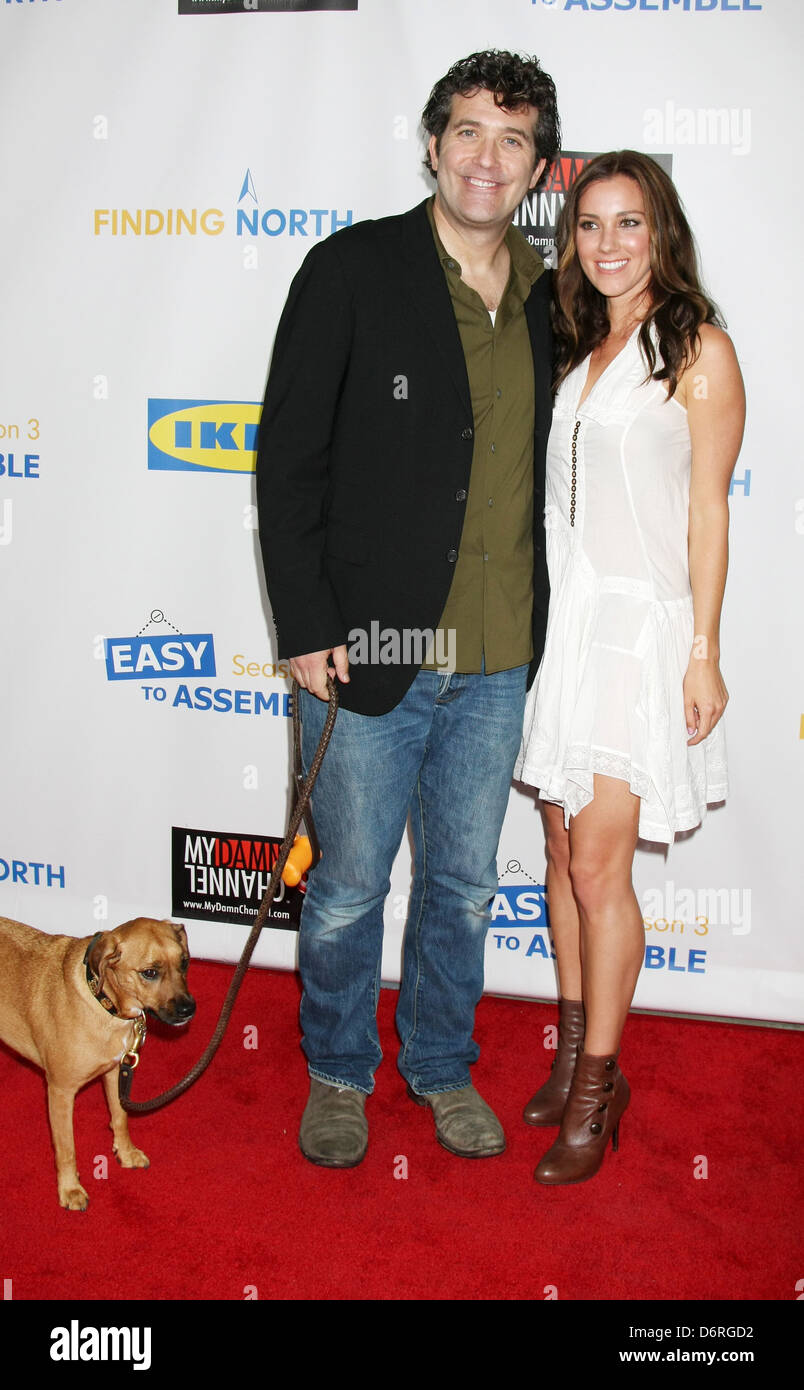 Craig Bierko and Carly Craig 'Easy To Assemble' season 3 premiere held