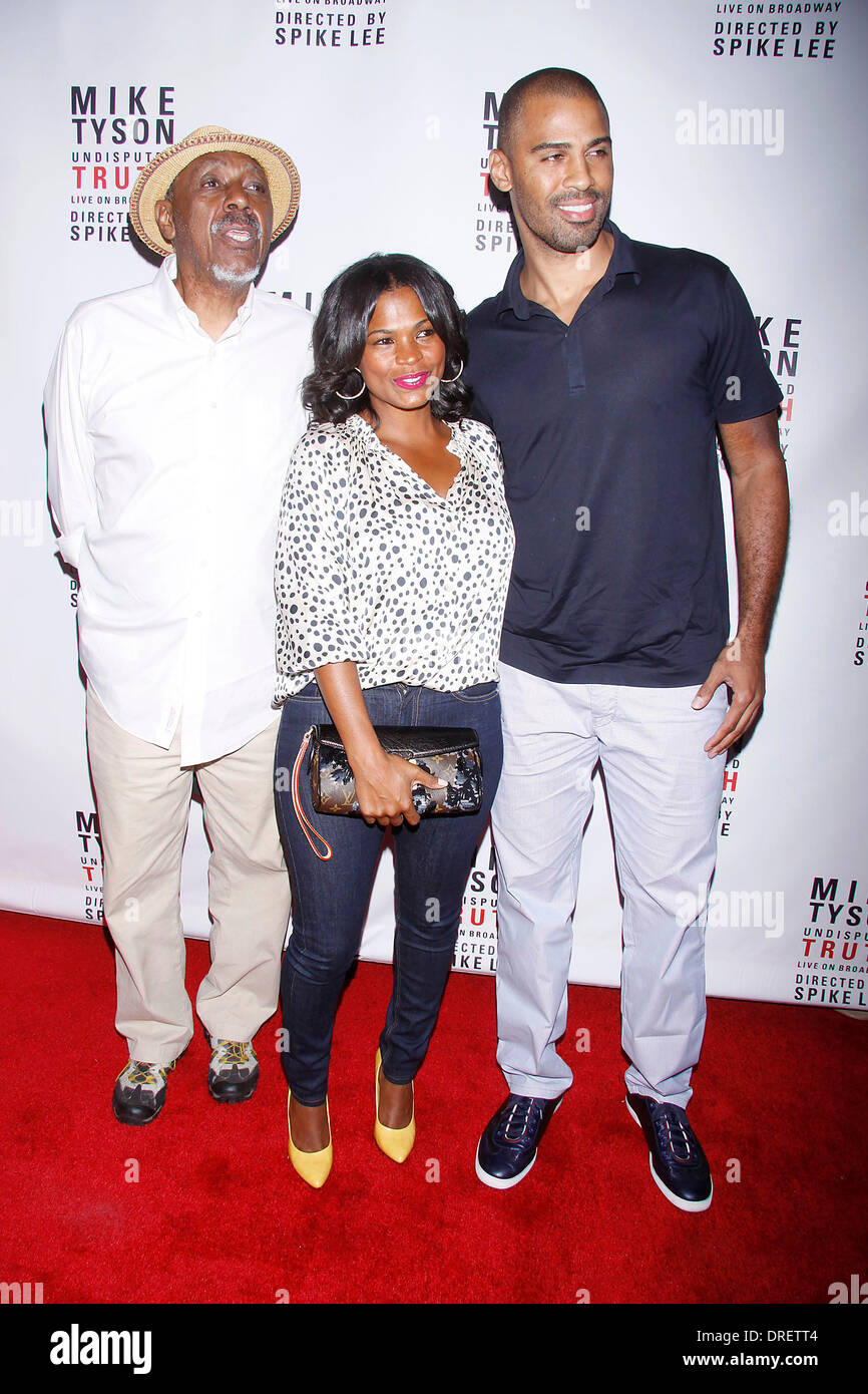 Nia Long with her dad Doughtry "Doc" Long and her man Ime Udoka Stock