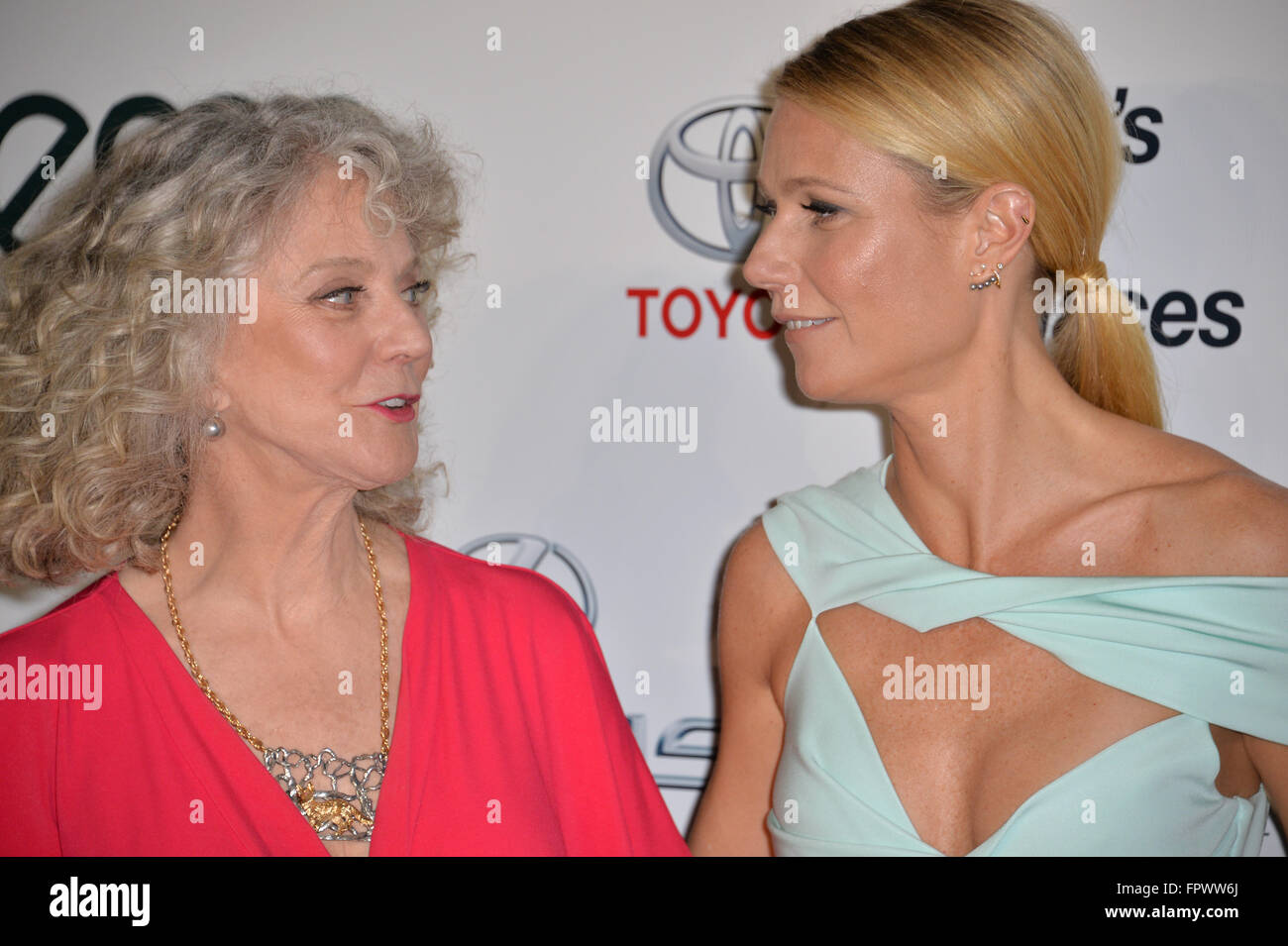 paltrow mother hires stock photography and images Alamy