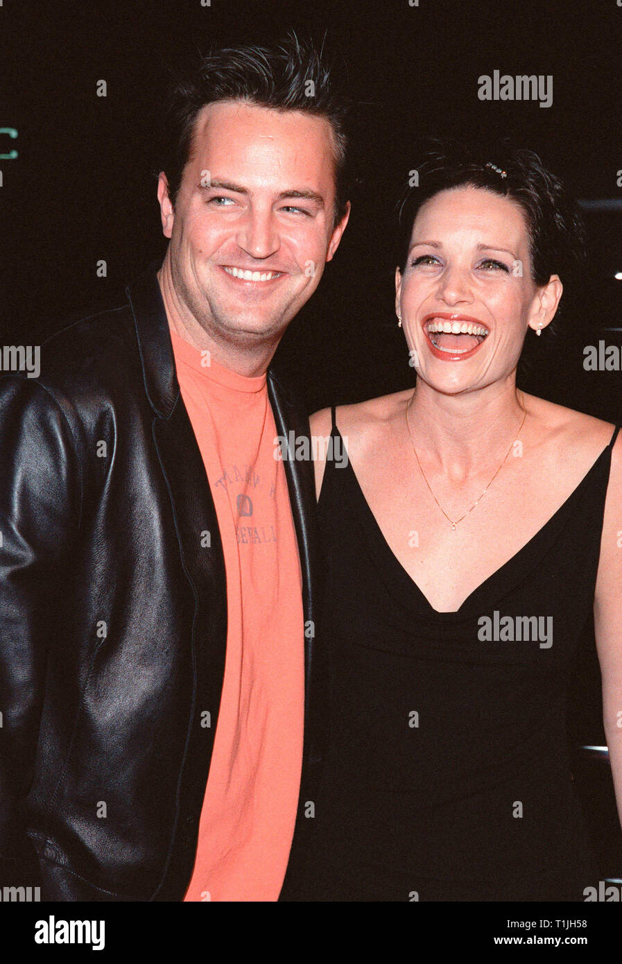 LOS ANGELES, CA. October 19, 1999 "Friends" star Matthew Perry