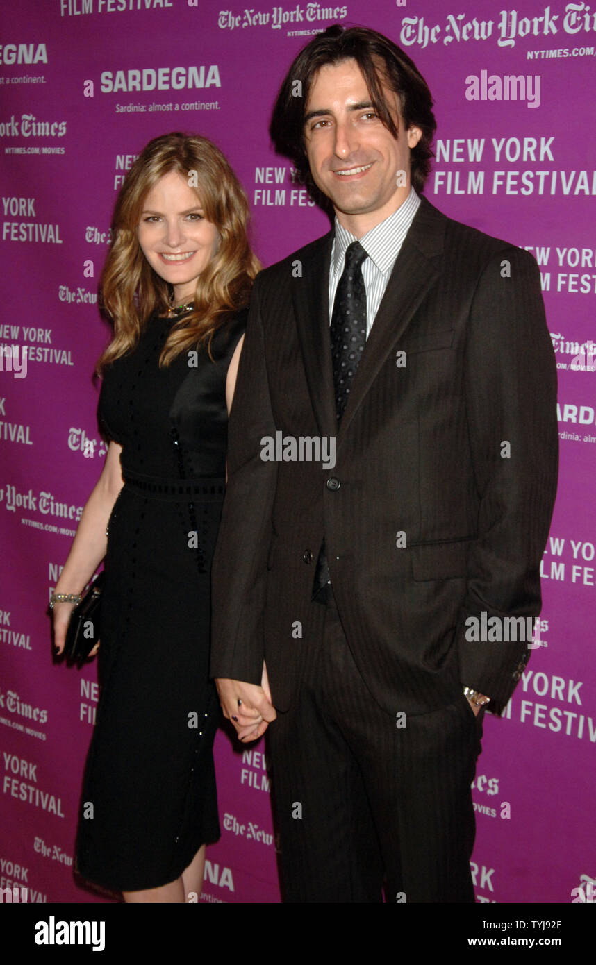 Actress Jennifer Jason Leigh and husband Noah Baumbach (director of