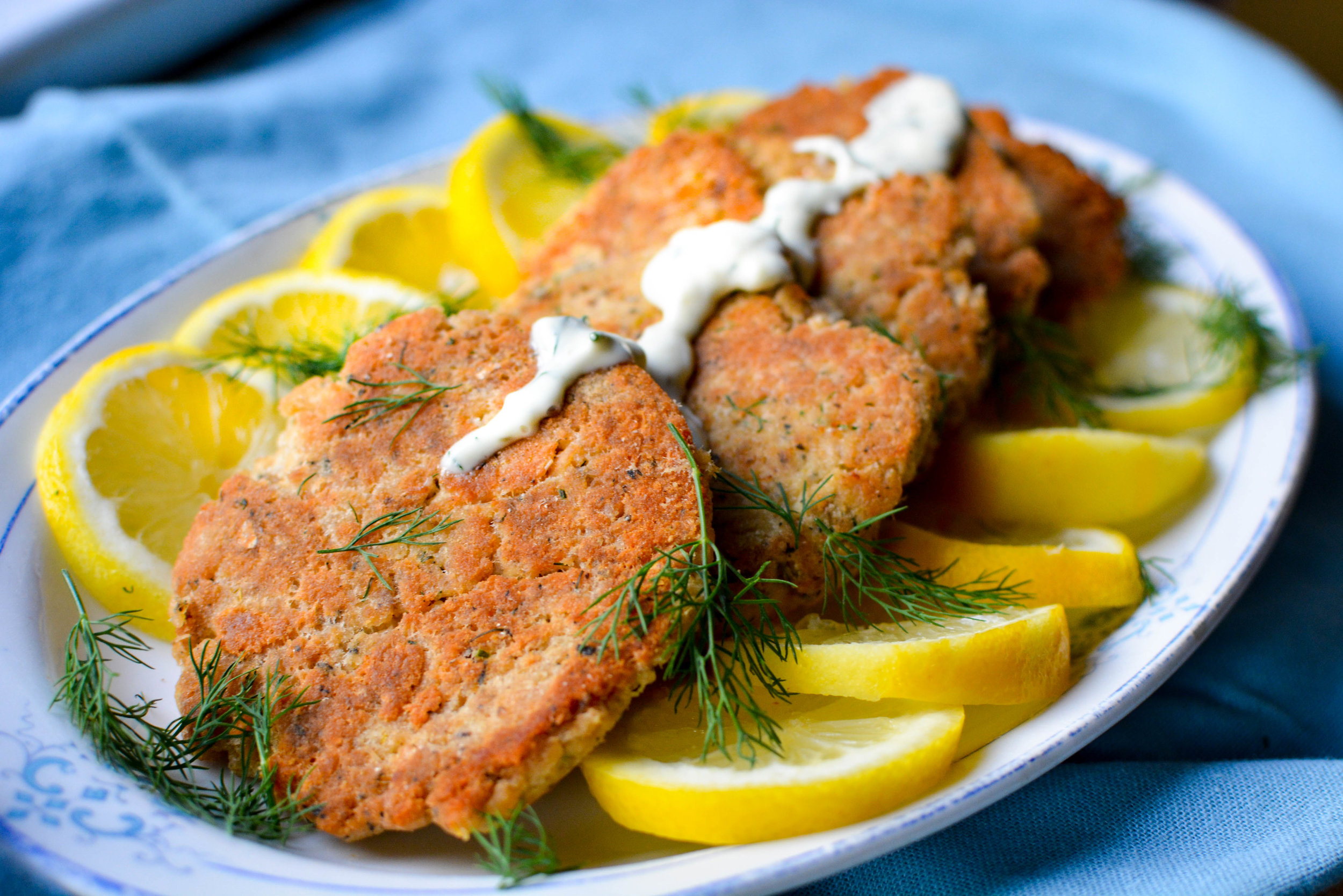 Salmon Cakes with Lemon Dill Sauce